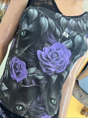 Black Lace & Purple spiral direct Rose Cat Print Lace-Trim tank top nwot